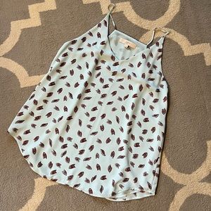 • L O F T • Strappy tank